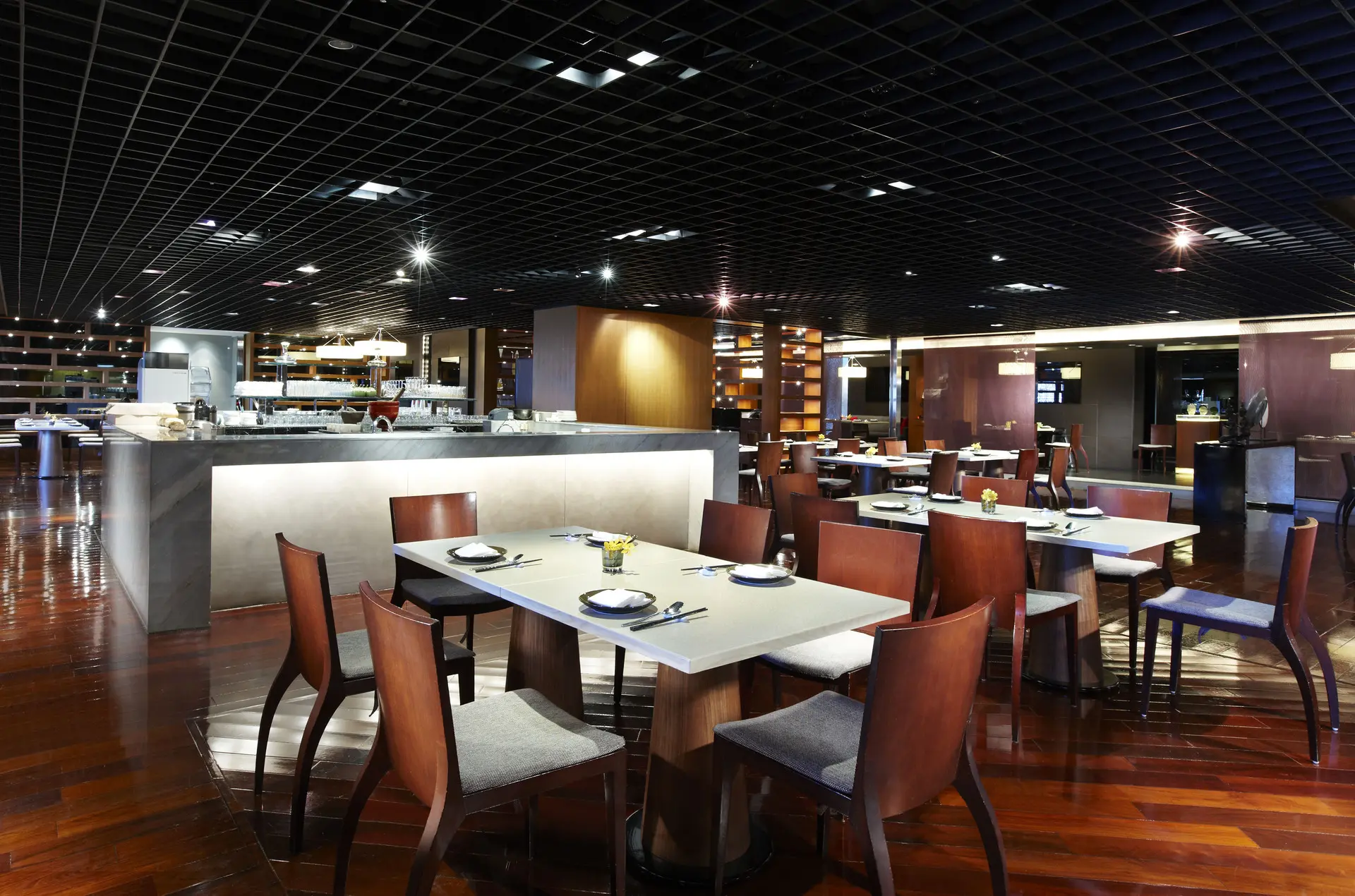 台北喜來登sukhothai泰式餐廳廳景