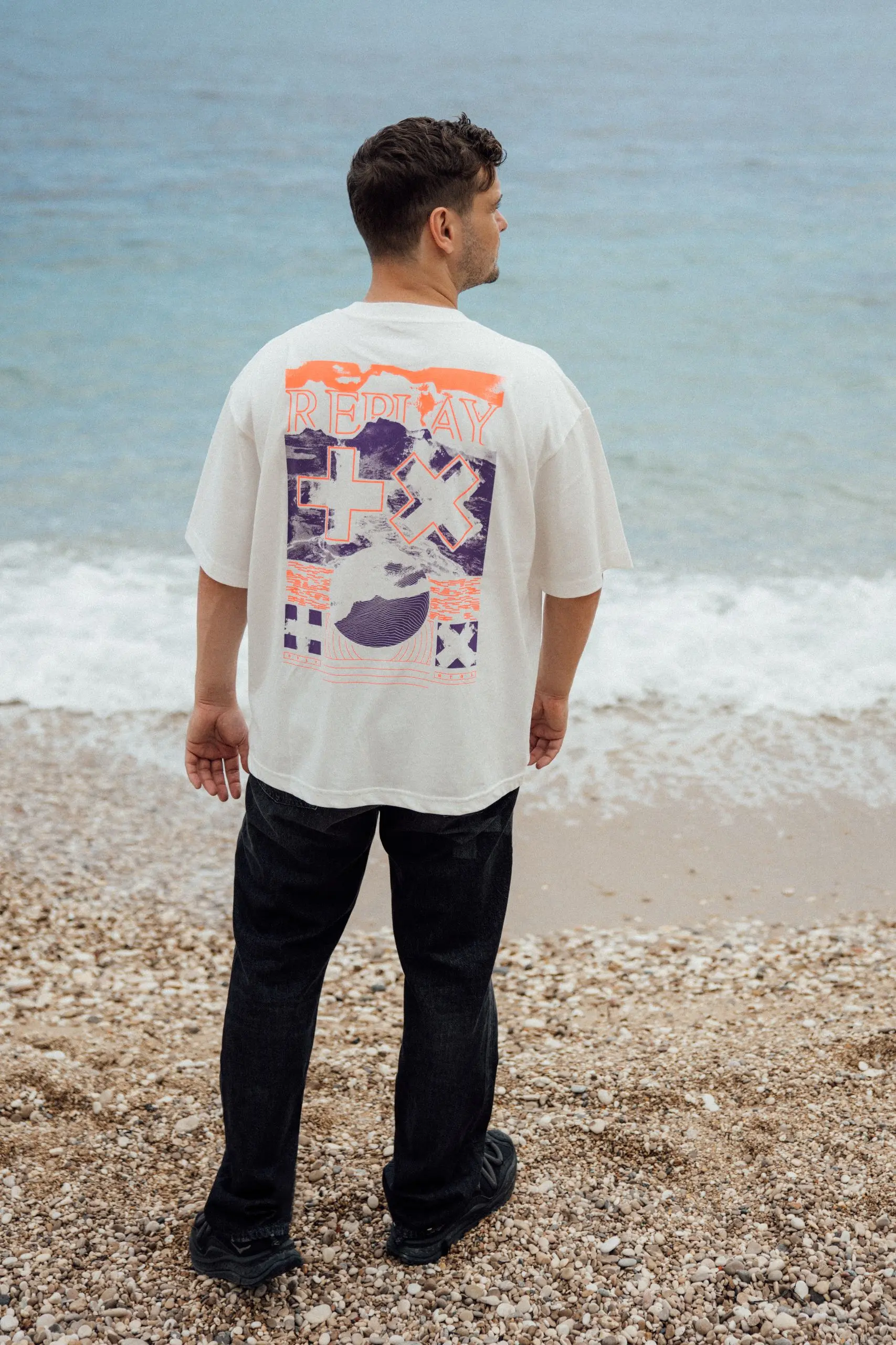 Replay X Martin Garrix 01