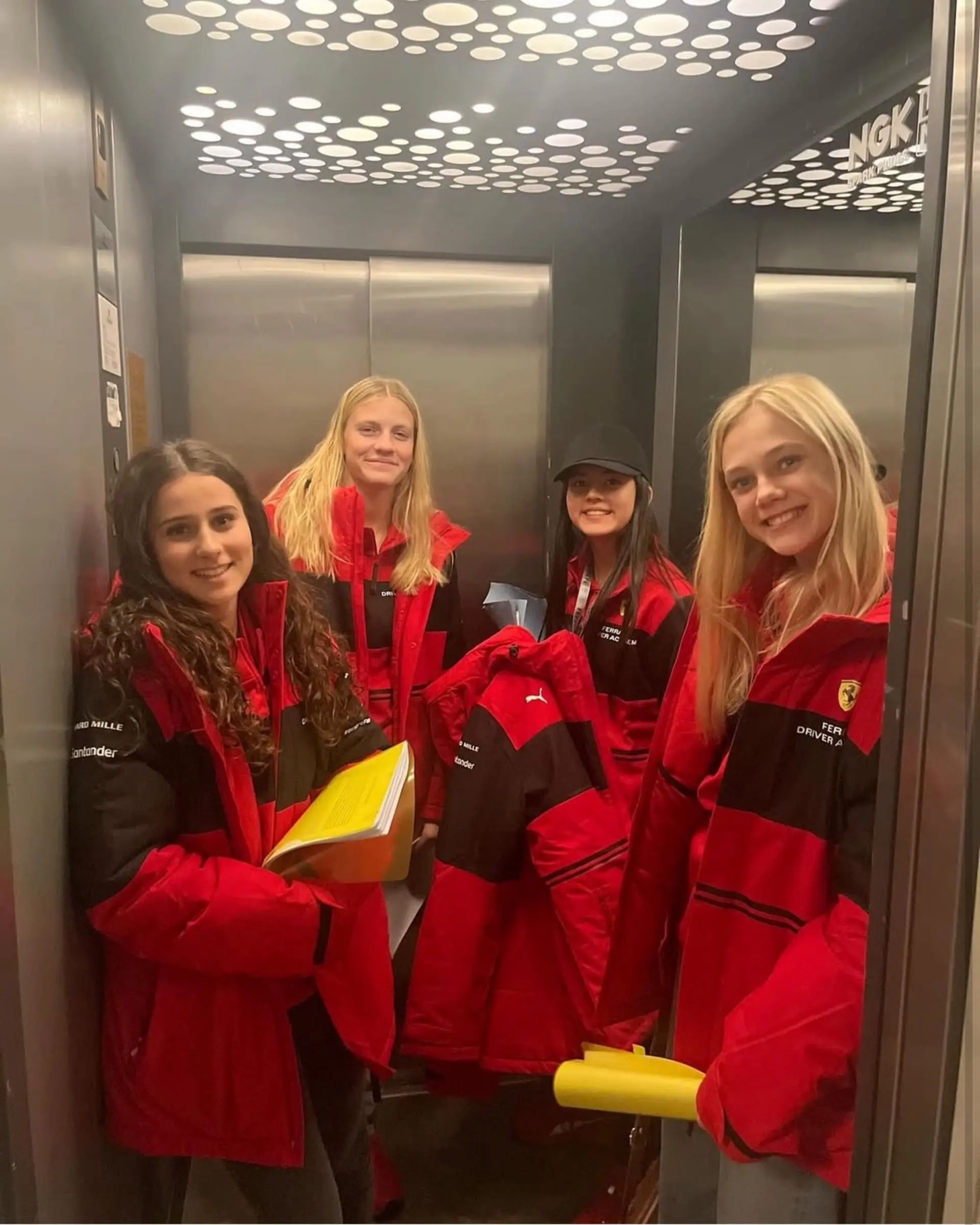 【alba.racing】alba Hurup Larsen 賽車 個人照09