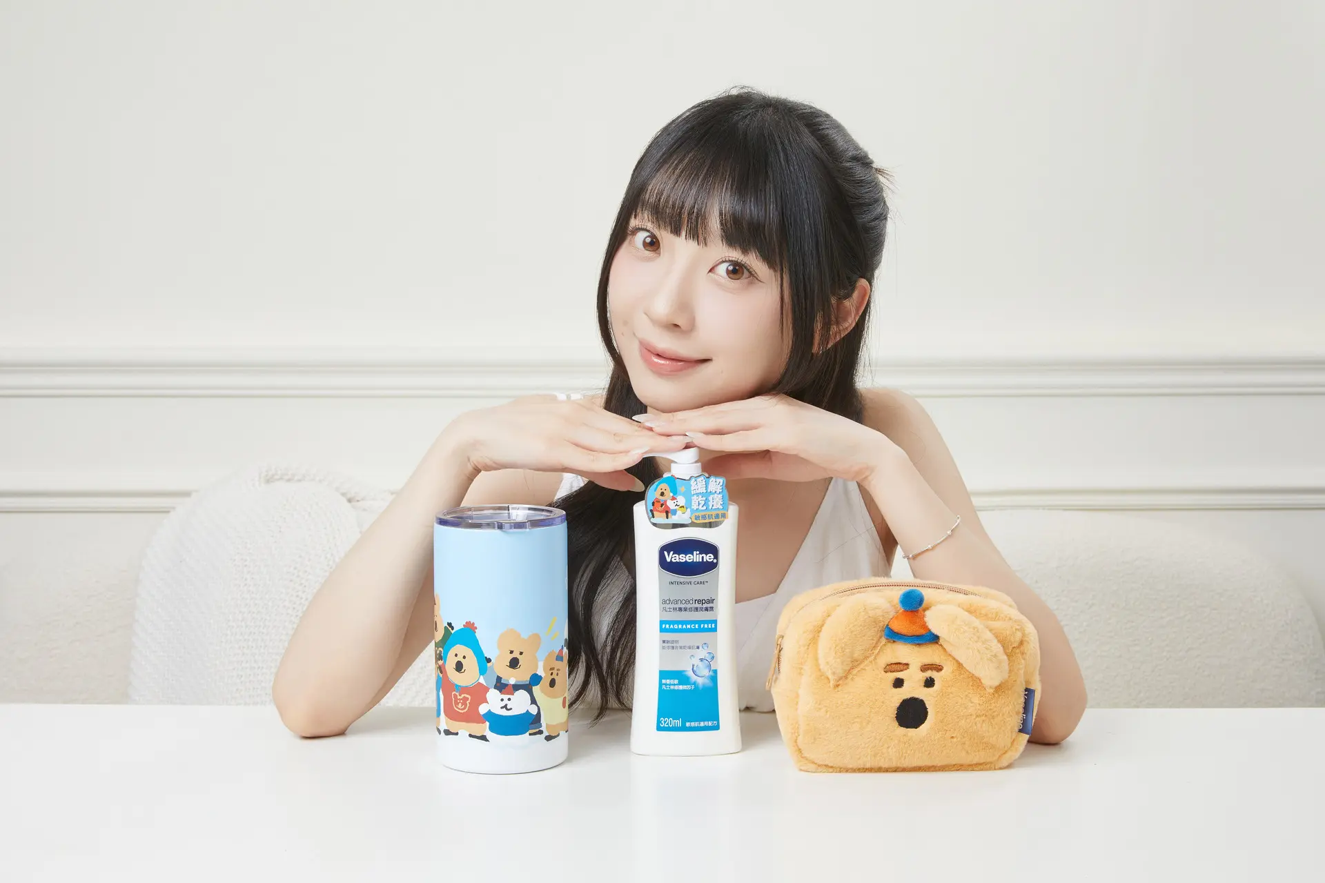 凡士林攜手超人氣ip 「dinotaeng」，打造冬日療癒限定組 6