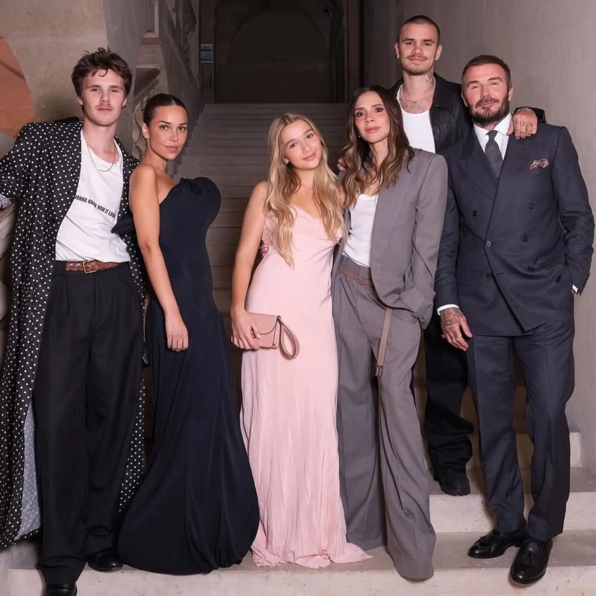 【victoriabeckham】hiku By Harper Harper Seven Beckham 家族照02