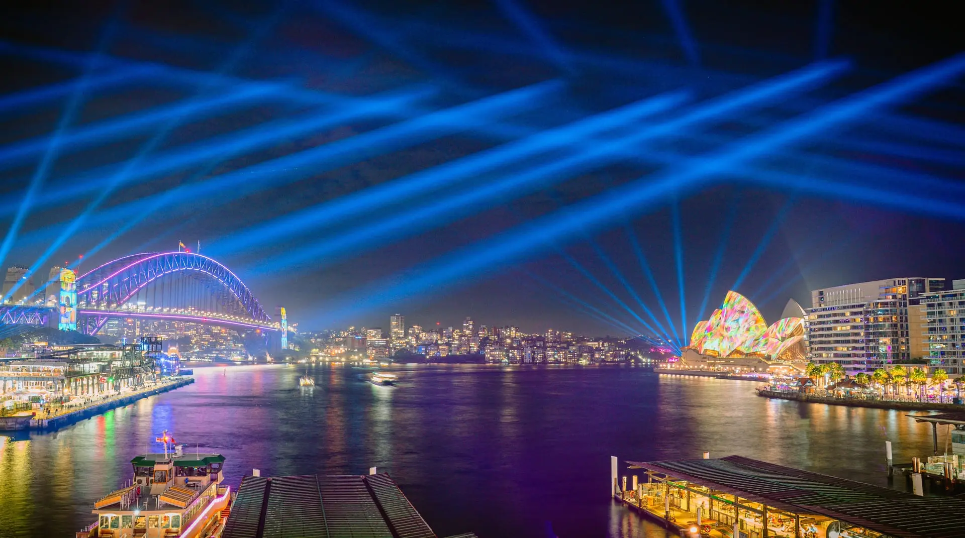 【shutterstock／natsicha Wetchasart】雪梨歌劇院