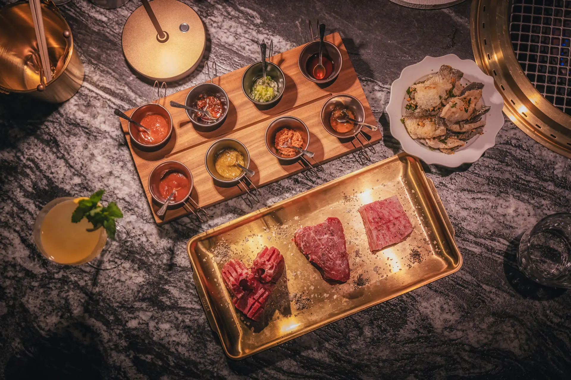 【char Char 】夜生活 餐廳酒吧 八種醬料＋肉品