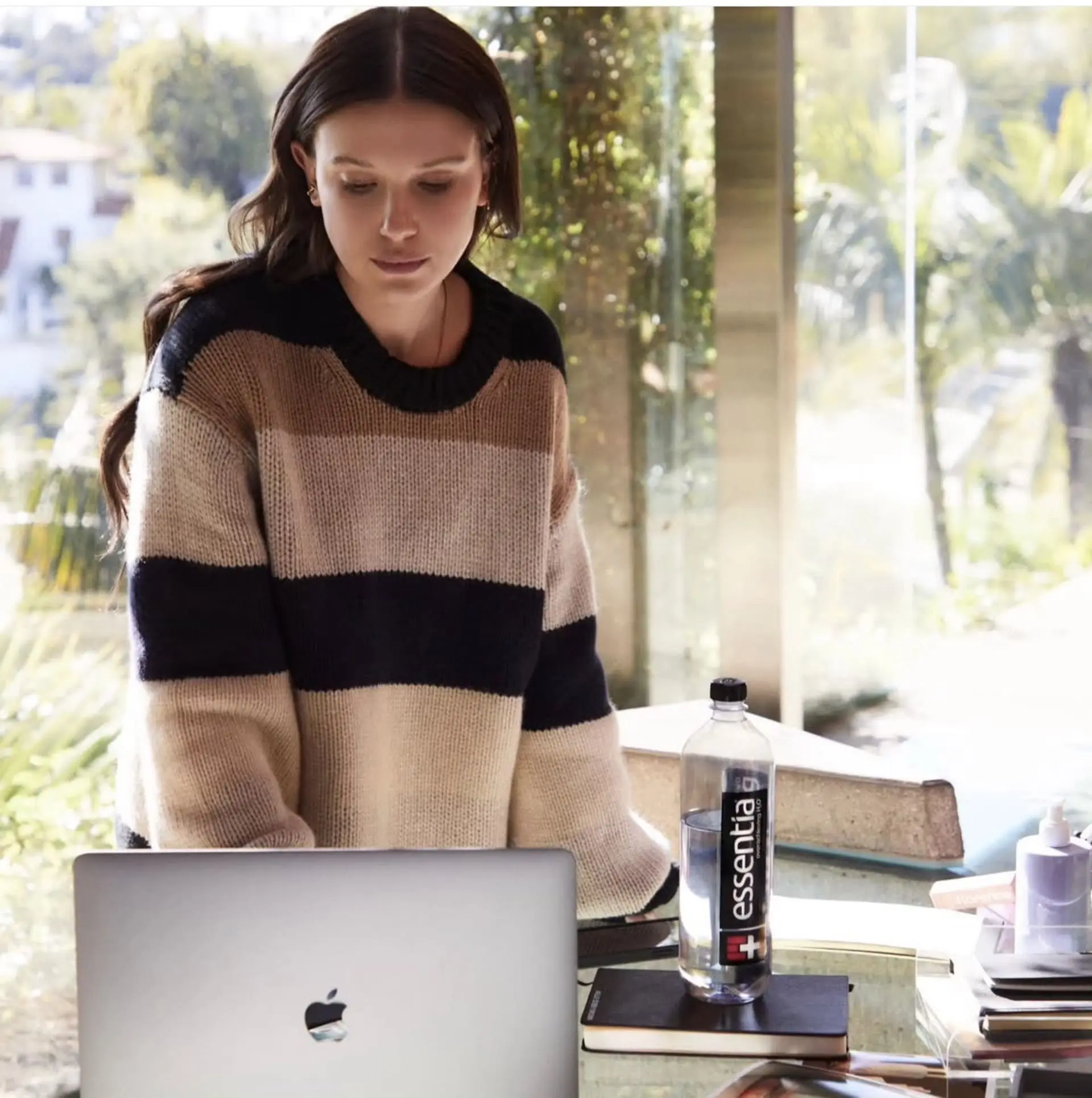 【milliebobbybrown】怪奇物語 演員 Millie Bobby Brown07