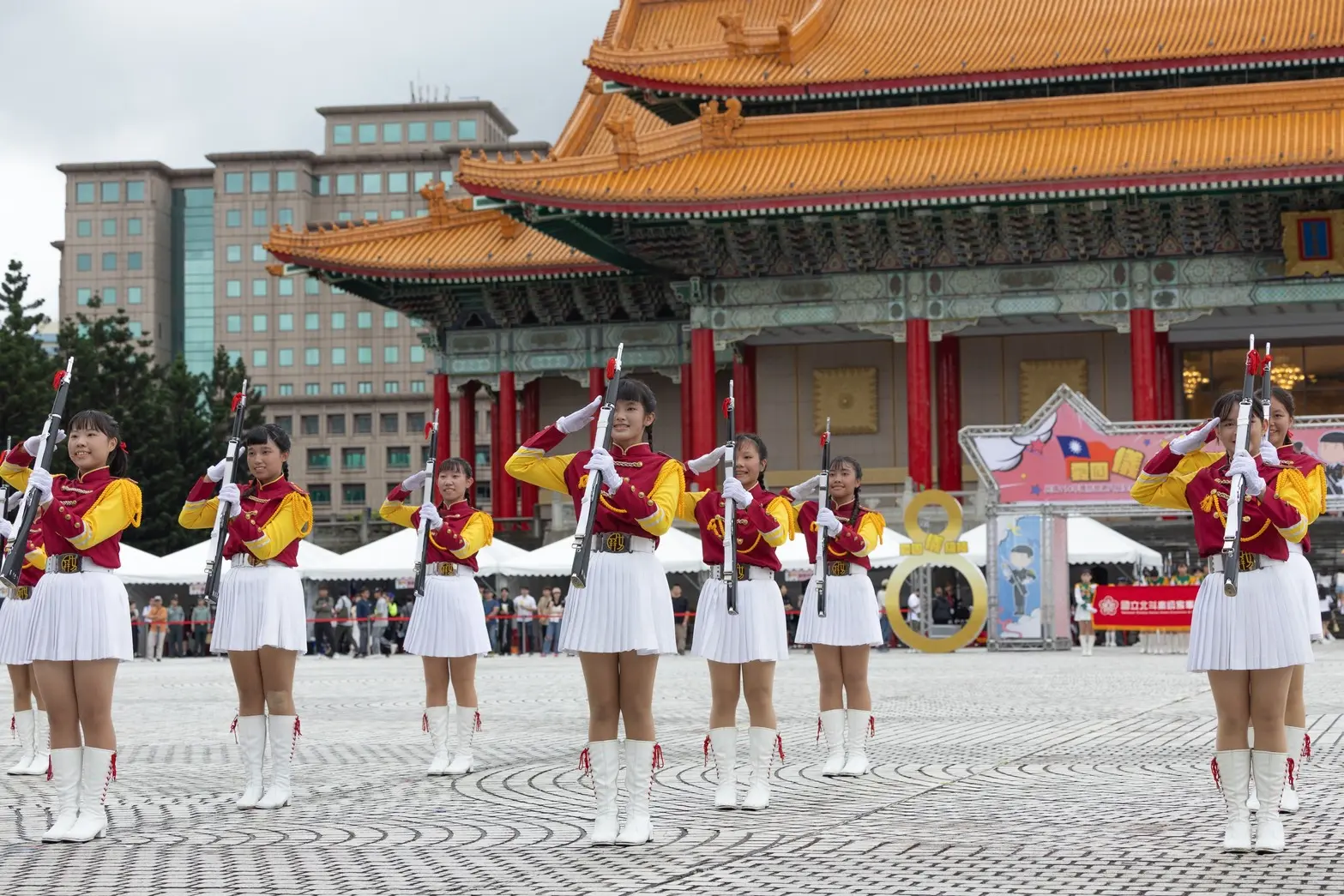 圖2 國立屏東女子高級中學儀隊