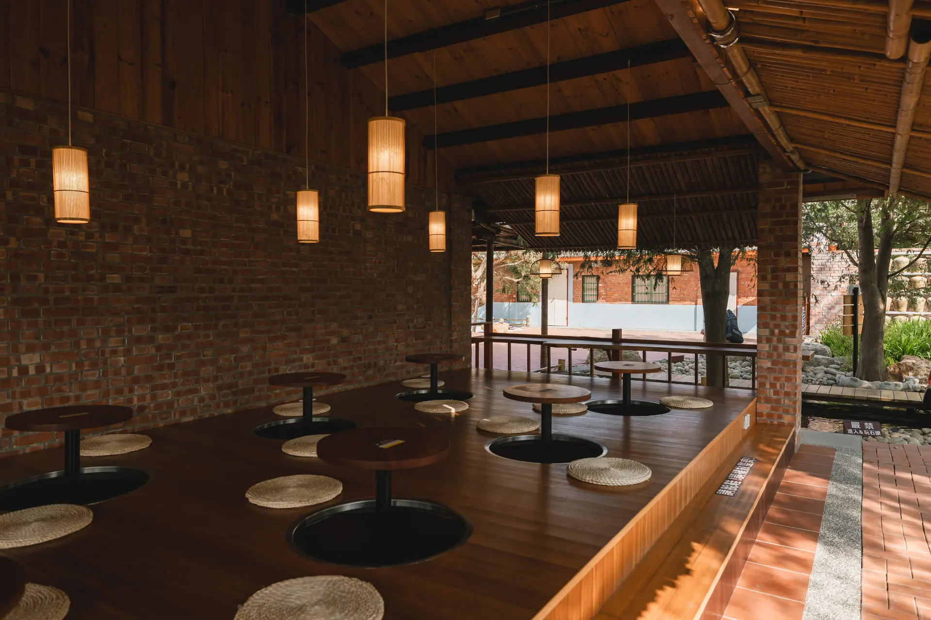 【虎珍堂】虎珍堂 伴手禮 座位區